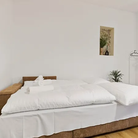 Appartement Charming In Centre /w Ac