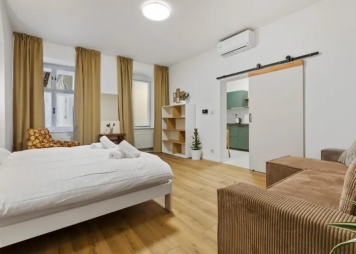 Charming In Centre /w Ac Lägenhet Bratislava