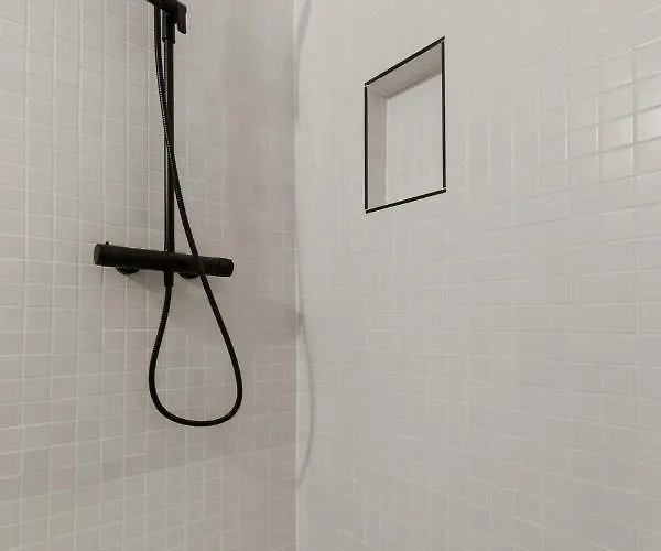 Lägenhet Charming In Centre /w Ac Bratislava