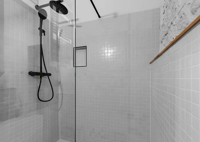 Charming In Centre /w Ac *