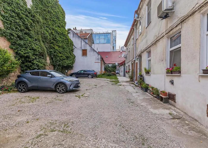 Apartament Charming In Centre /w Ac *